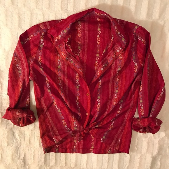 Tops - {Vintage} Button up blouse red